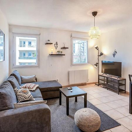 Superbe Appartement - Parking Gratuit - 4 Personnes Chambéry Esterno foto
