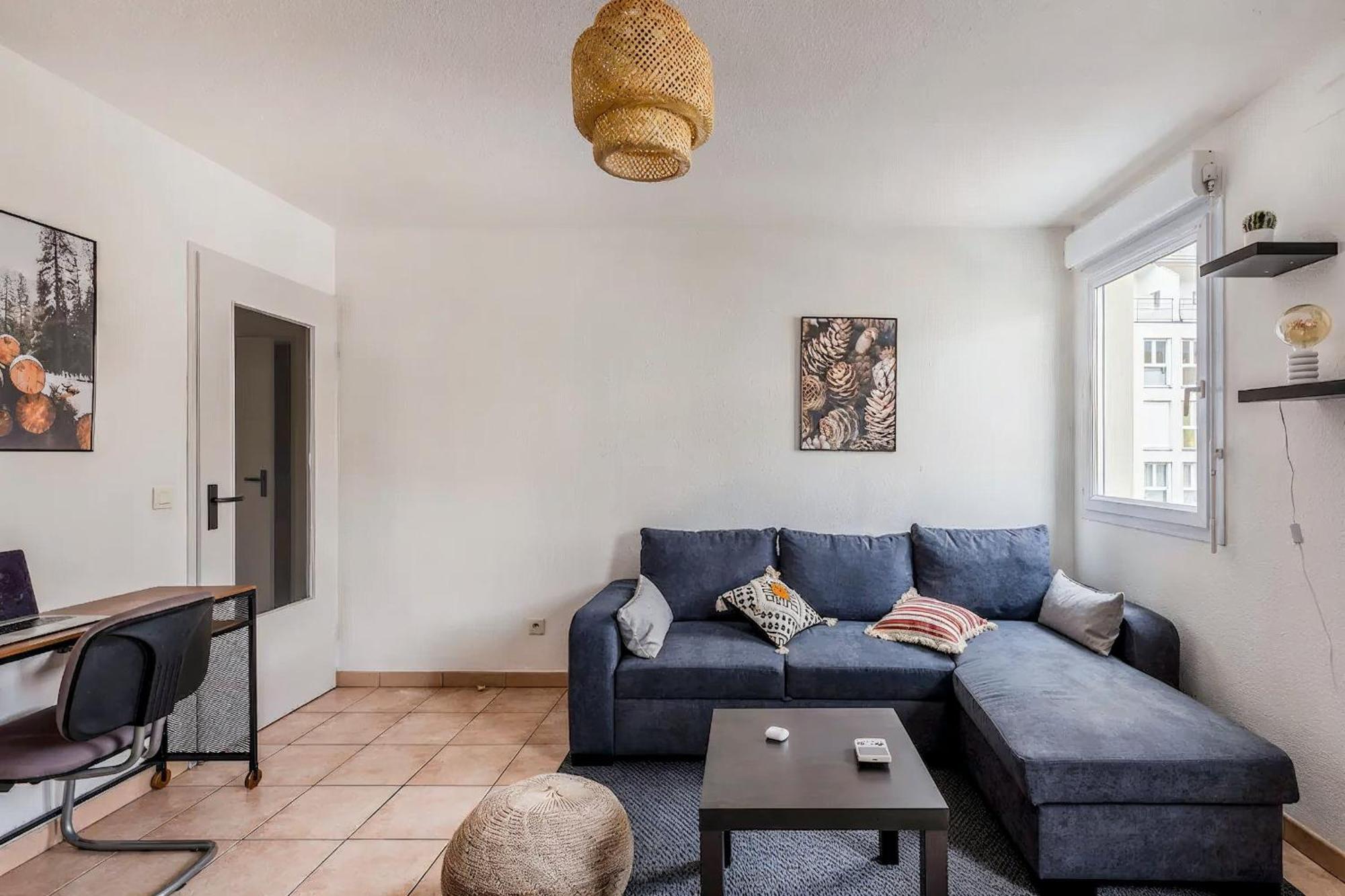 Superbe Appartement - Parking Gratuit - 4 Personnes Chambéry Esterno foto