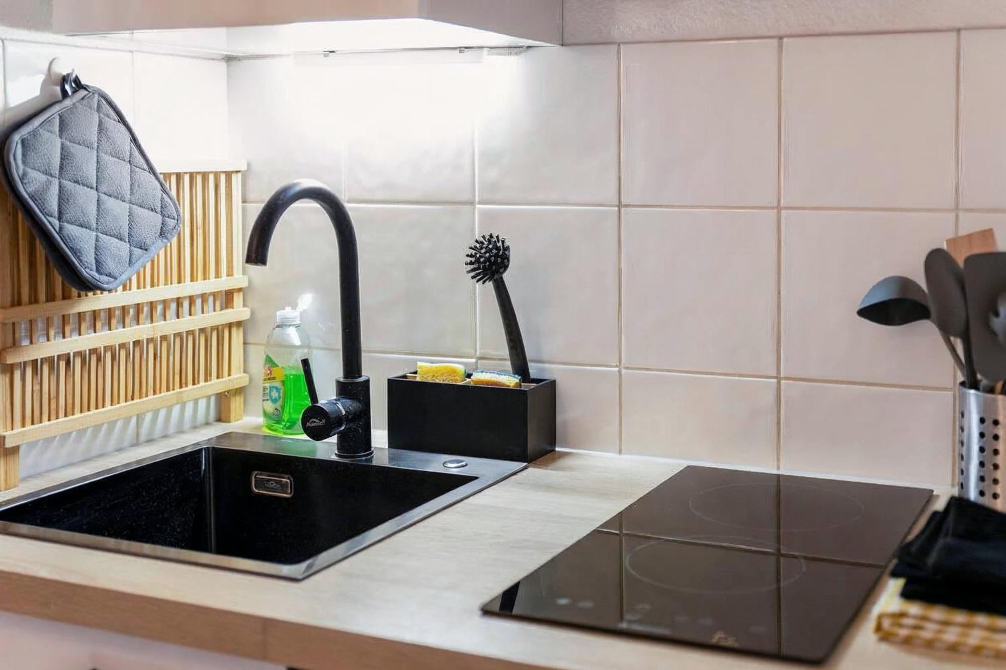 Superbe Appartement - Parking Gratuit - 4 Personnes Chambéry Esterno foto