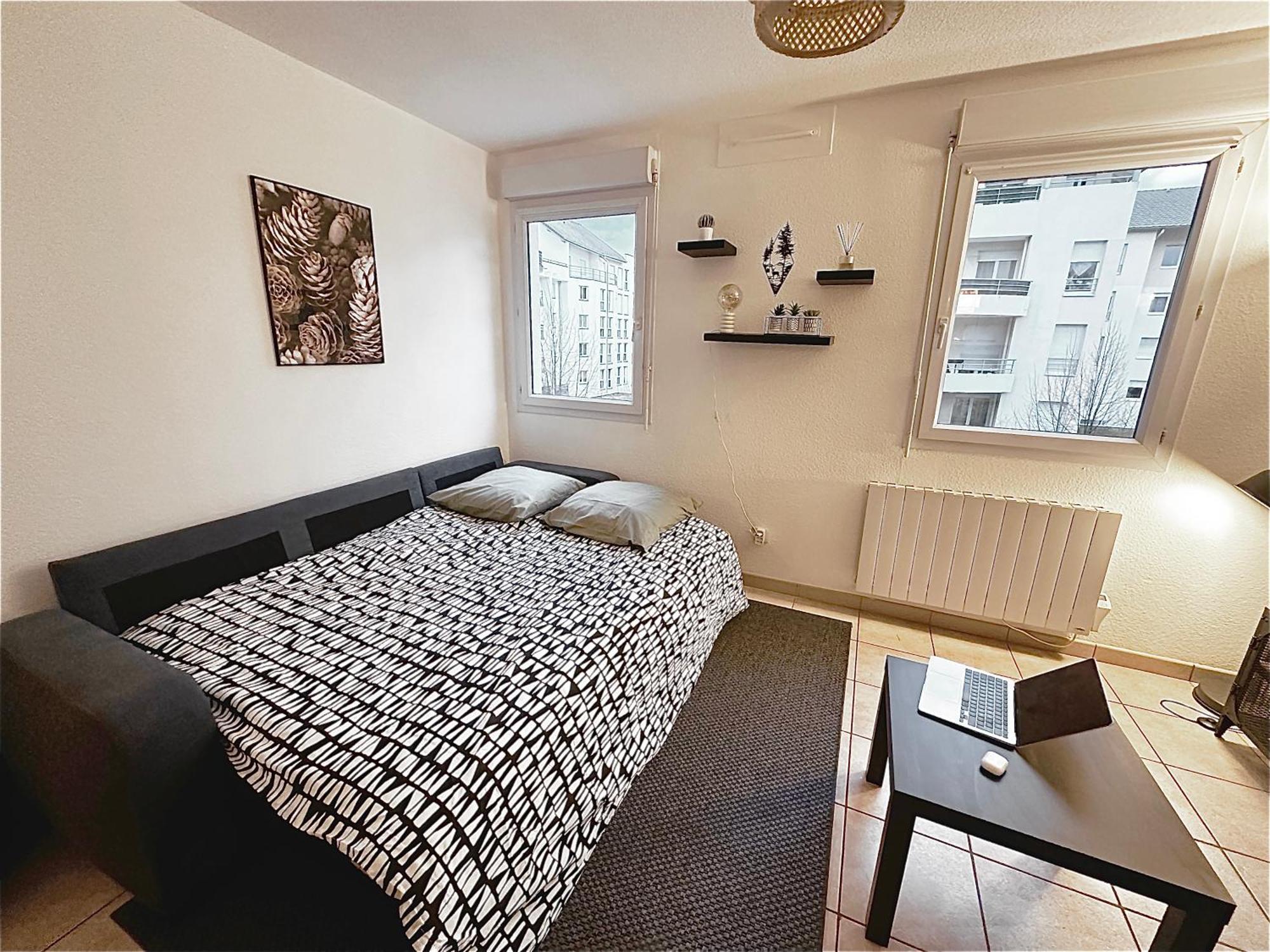 Superbe Appartement - Parking Gratuit - 4 Personnes Chambéry Esterno foto