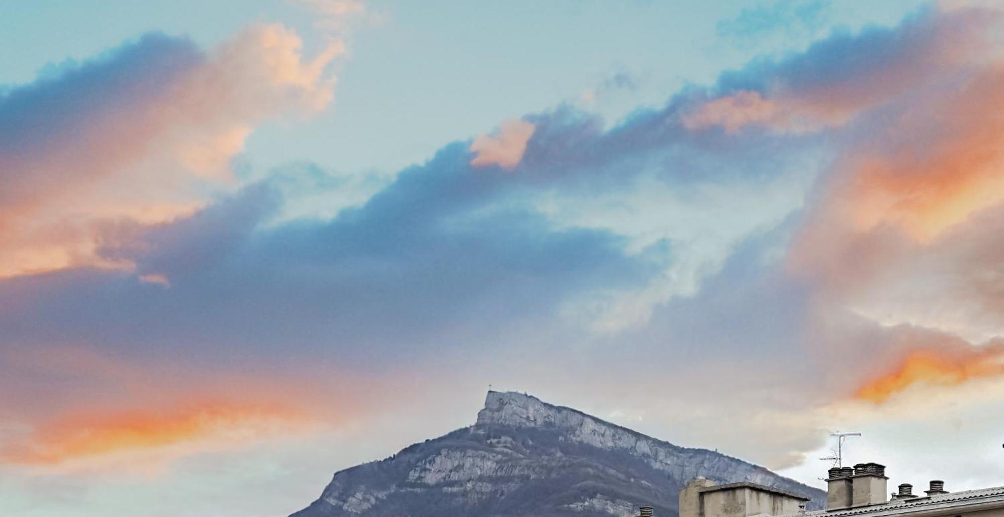 Superbe Appartement - Parking Gratuit - 4 Personnes Chambéry Esterno foto